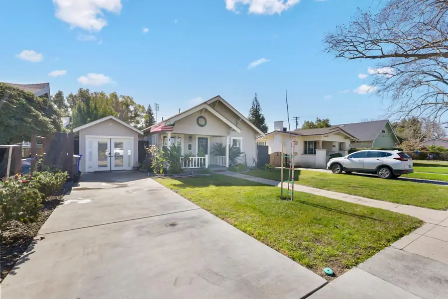526 Flower Street, Turlock, CA 95380 - #3