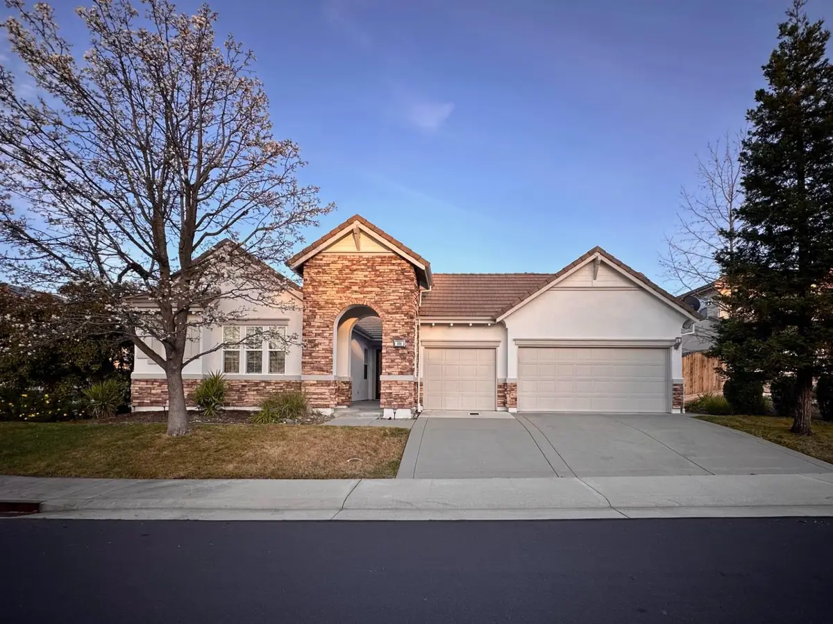 101 Emma Court, Roseville, CA 95661 - #1