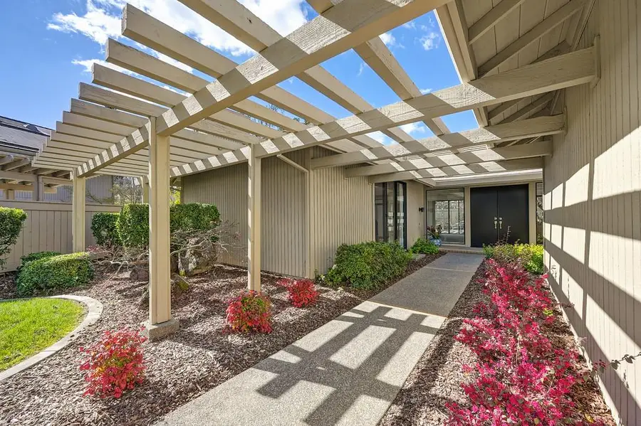 2046 Texas Bar Court, Gold River, CA 95670 - #2