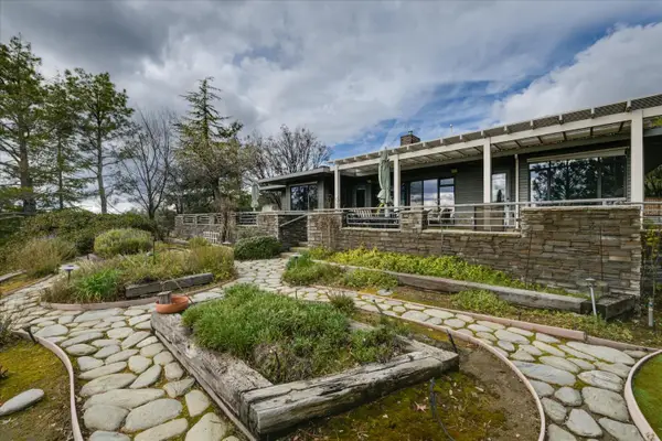 1160 N Circle Drive, Diamond Springs, CA 95619