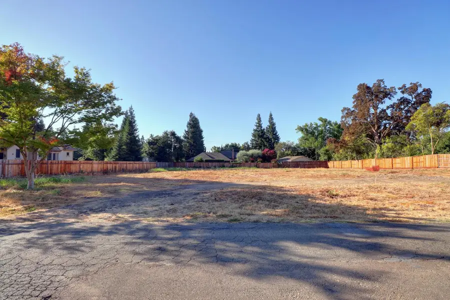3424 Cosmos Avenue, Sacramento, CA 95864 - #2