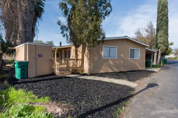 4399 Aplicella Court #32, Manteca, CA 95337