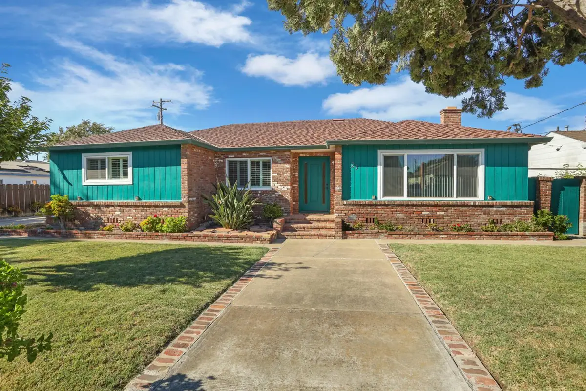 25 4th Ave, Isleton, CA 95641 - #1