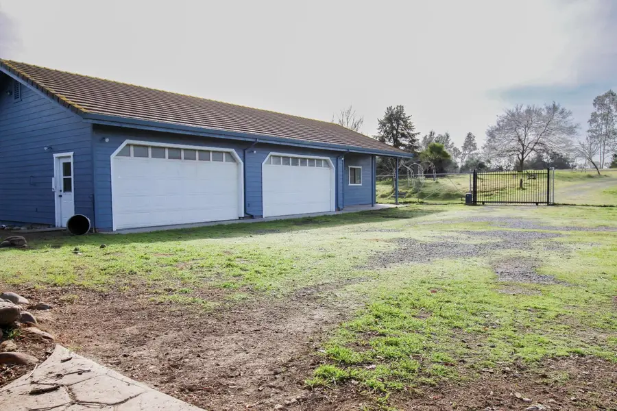 11137 Camanche Parkway #S, Wallace, CA 95254 - #2