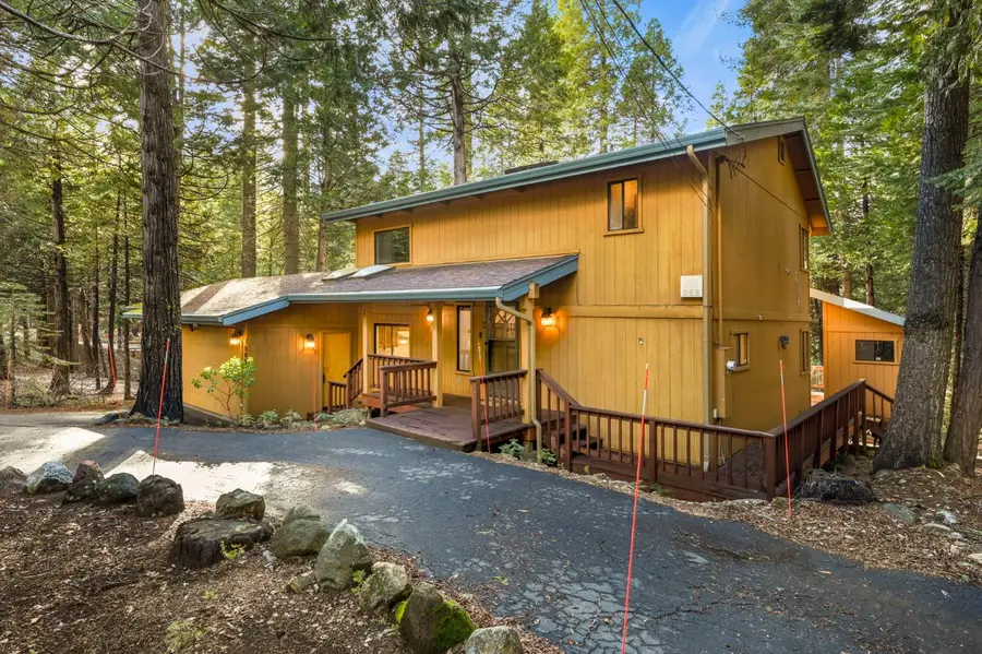 4909 Hokan Circle, Arnold, CA 95223 - #2