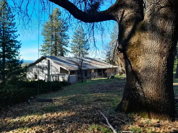 1975 Ridgecrest Way, West Point, CA 95255