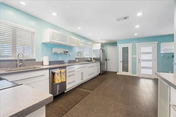 7261 Dry Creek Road, Rio Linda, CA 95673