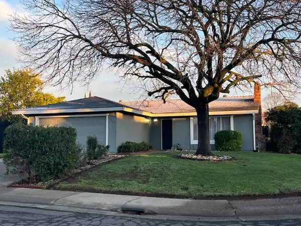 5017 Tamarisk Court, Sacramento, CA 95842