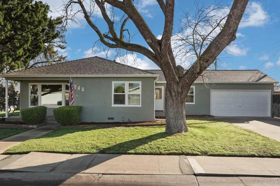 1240 S Crescent Avenue, Lodi, CA 95240 - #2