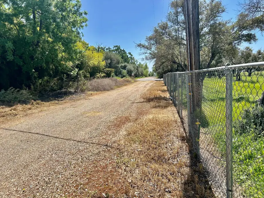 2815 Louis Avenue, Oroville, CA 95966 - #3