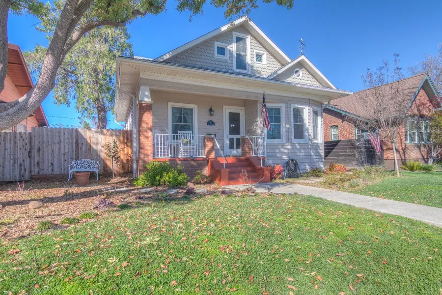 332 Pleasant Street, Roseville, CA 95678 - #2