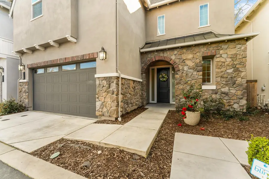 5520 Twin Bridges Loop, Citrus Heights, CA 95610 - #3