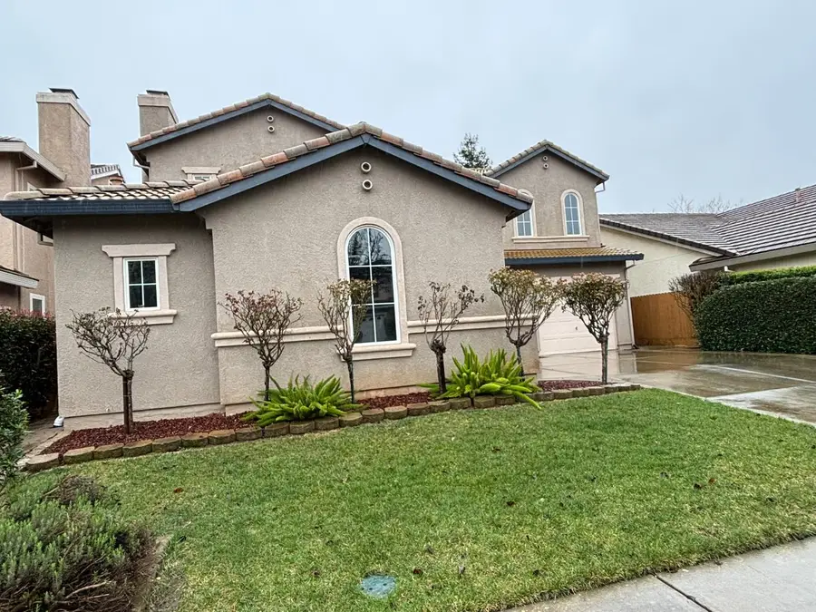 1602 E Dorothy Lane, Yuba City, CA 95993 - #2