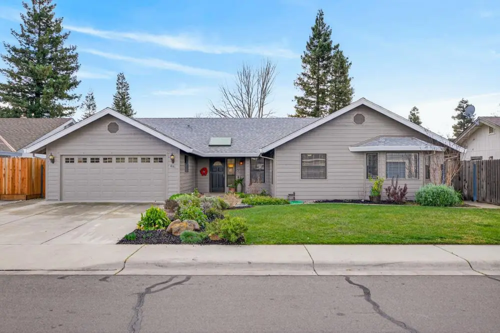 881 Notre Dame Drive, Woodland, CA 95695 - #1