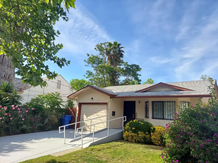 3331 9th Avenue, Sacramento, CA 95817 - #2