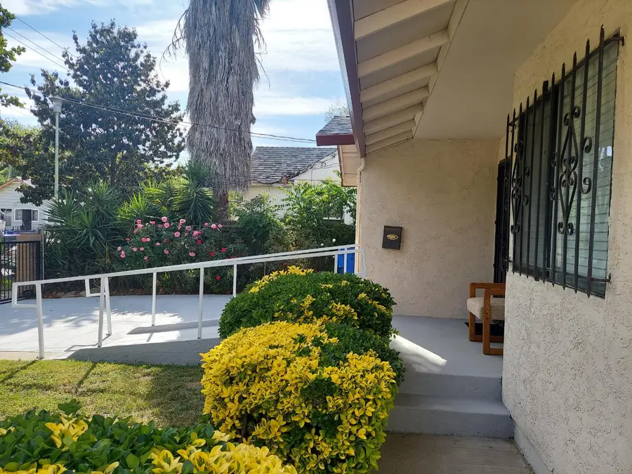 3331 9th Avenue, Sacramento, CA 95817 - #3