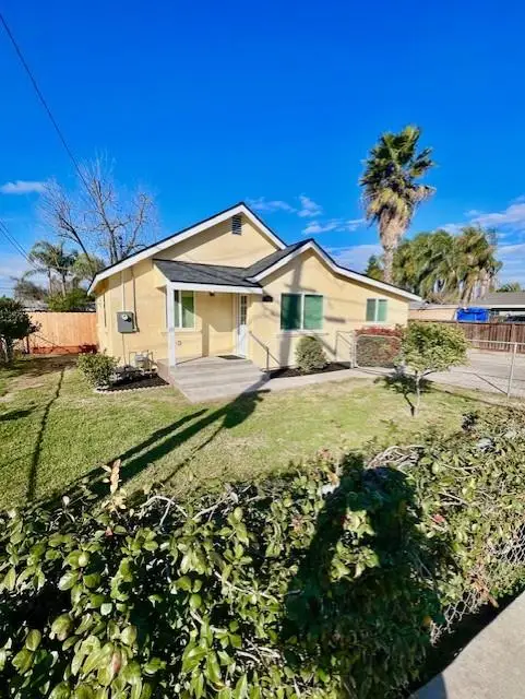 3601 Iowa Avenue, Riverbank, CA 95367