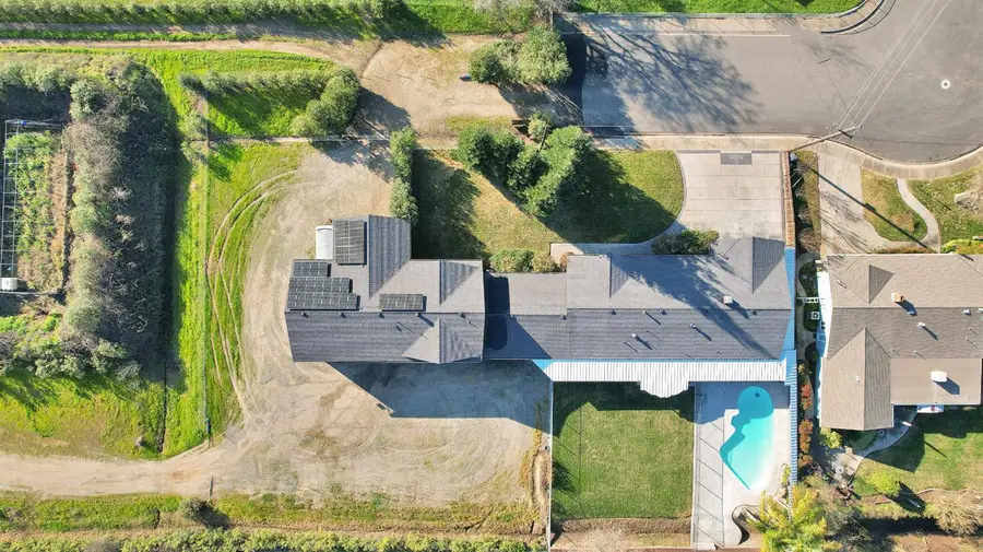 7307 N Roberta Way, Marysville, CA 95901 - #2