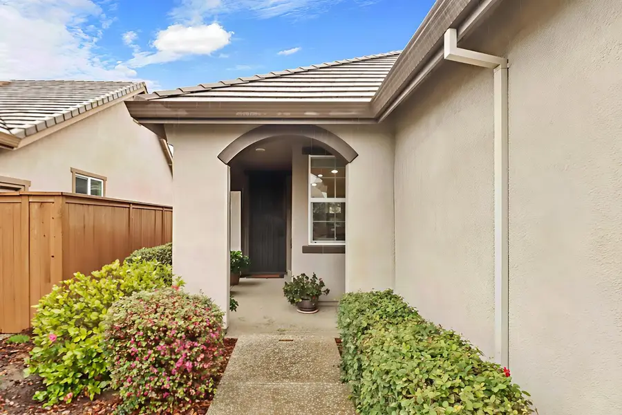 9882 Sheffield Way, Elk Grove, CA 95757 - #3