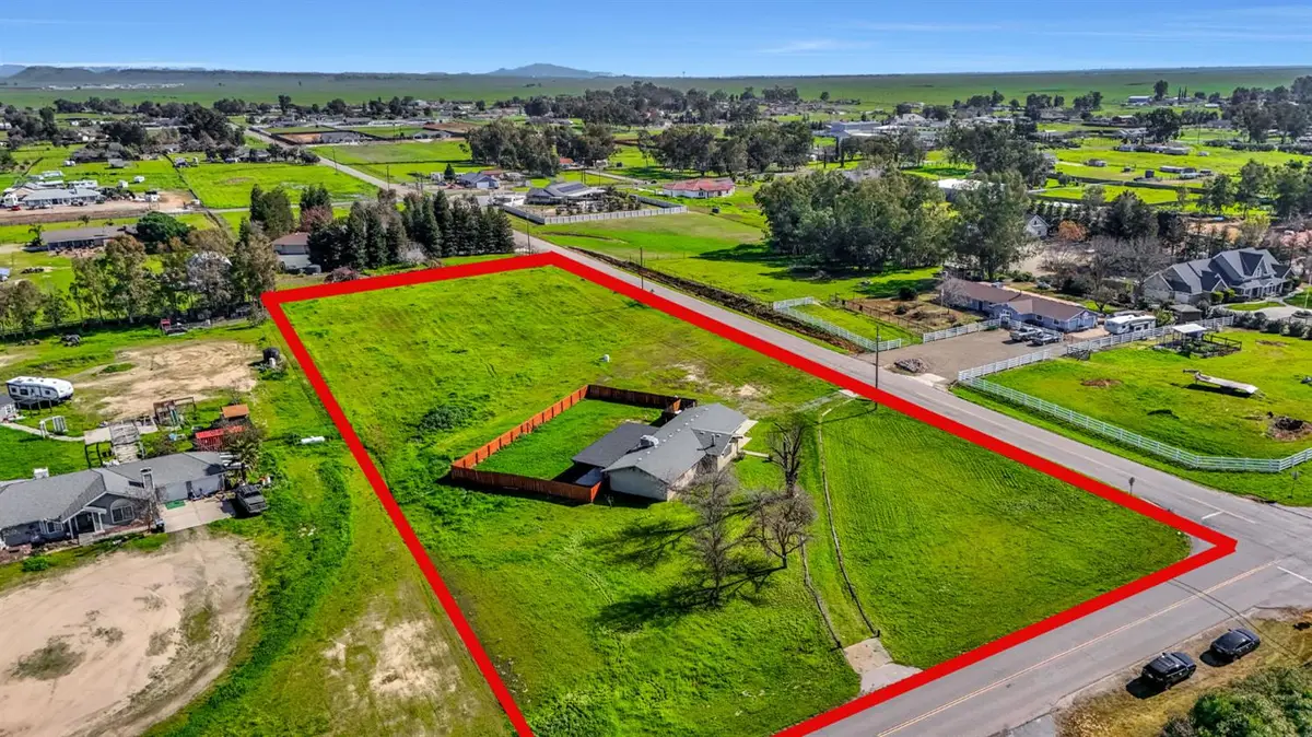 37055 Avenue 17 1/2, Madera, CA 93636 - #1
