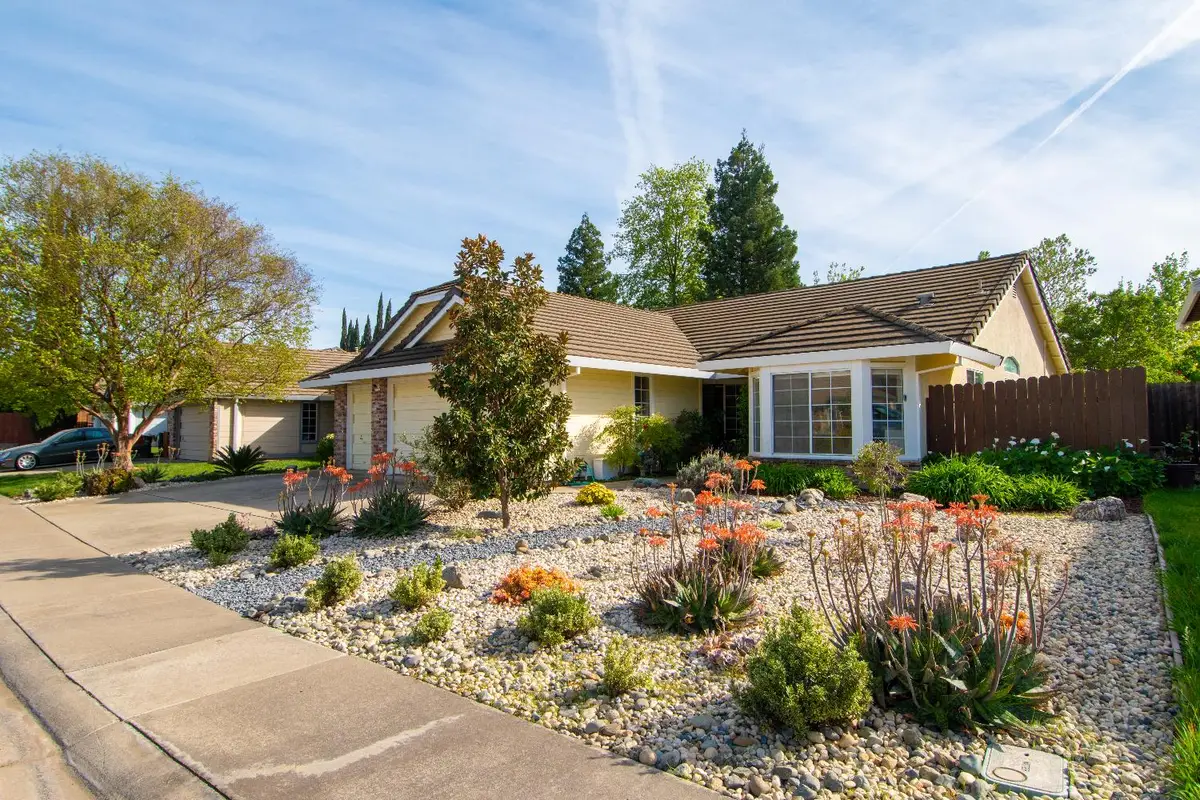 3904 Fawn Run Way, Antelope, CA 95843 - #1