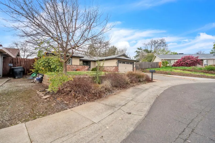 5220 Lynnadeane Court, Carmichael, CA 95608 - #3