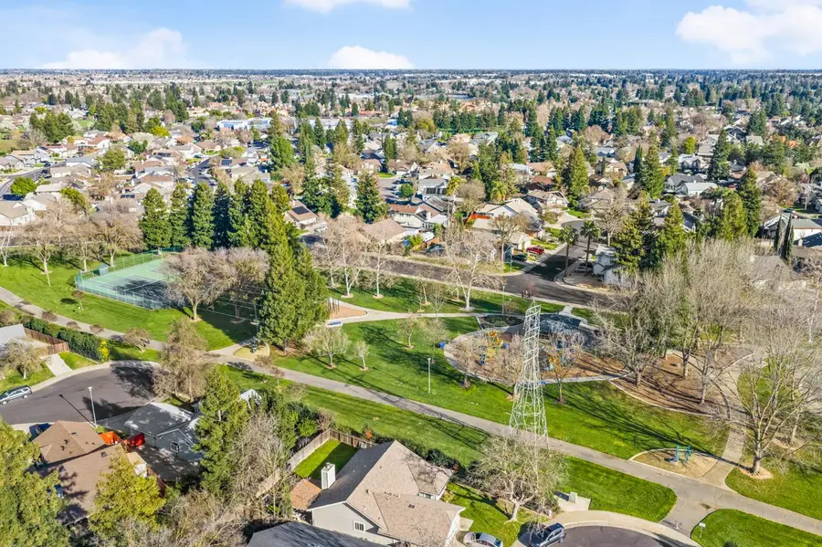 9038 Weeping Fig Way, Elk Grove, CA 95758 - #3