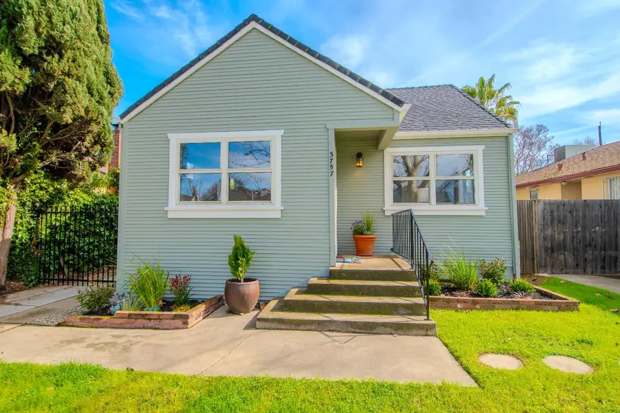 3757 Jeffrey Avenue, Sacramento, CA 95820 - #2