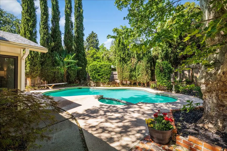 8535 Winding Way, Fair Oaks, CA 95628 - #2