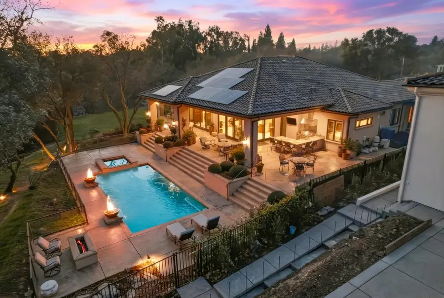 3909 Edgevale Court, Fair Oaks, CA 95628 - #2