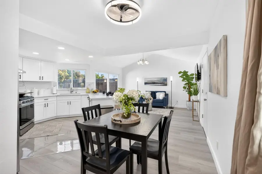 7821 Scottsdale Drive, Sacramento, CA 95828 - #3