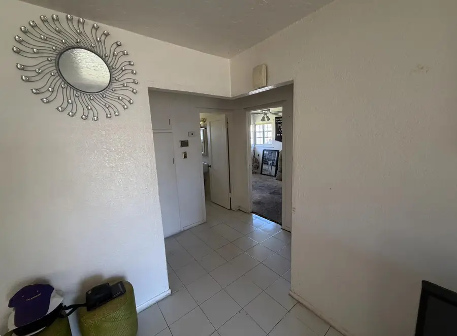 6207 Fairfax Way, North Highlands, CA 95660 - #3