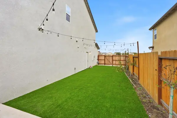 1444 N Meridian Street, Manteca, CA 95337