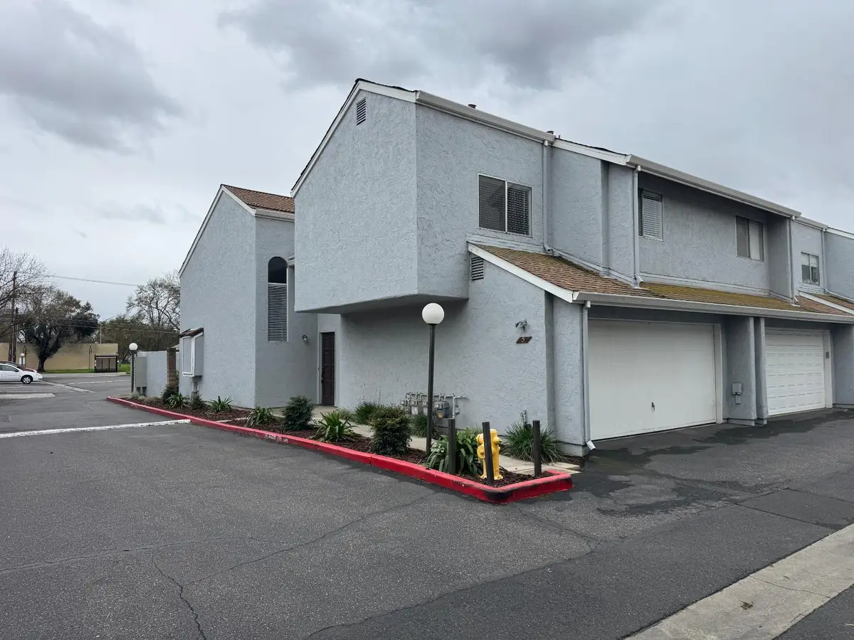 817 E Orangeburg Avenue #5, Modesto, CA 95350 - #1