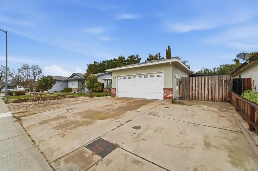 819 Brandywine Street, Manteca, CA 95336 - #2