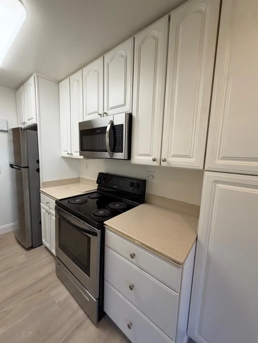 6241 Riverside Boulevard #112, Sacramento, CA 95831 - #3