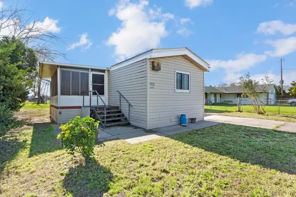 1932 8th Avenue, Olivehurst, CA 95961