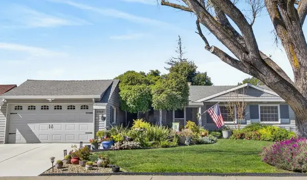 7366 West Parkway, Sacramento, CA 95823