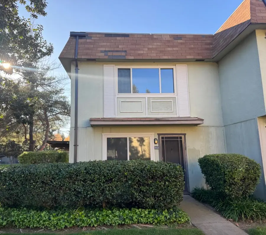 8741 Woodman Way #A, Sacramento, CA 95826 - #2