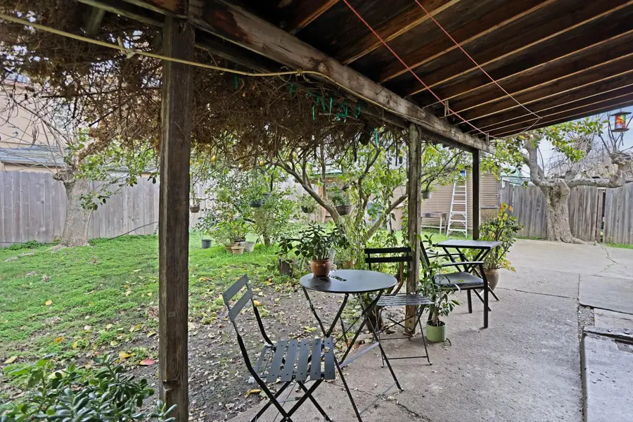 517 S Sacramento Street, Lodi, CA 95240 - #3