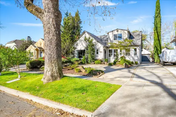 2772 18th Street, Sacramento, CA 95818