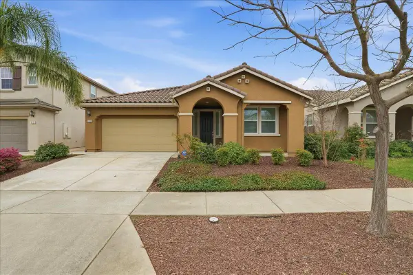 3730 Iskenderun Avenue, Sacramento, CA 95834