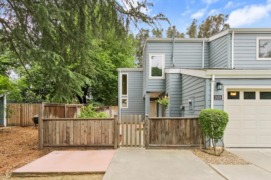 2038 Renoir Avenue, Davis, CA 95618 - #3