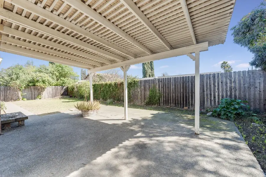 5900 Yeoman Way, Citrus Heights, CA 95610 - #2