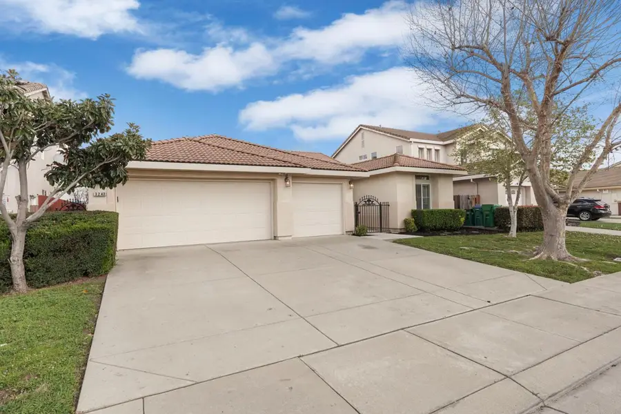 3243 Bryant Drive, Stockton, CA 95212 - #3