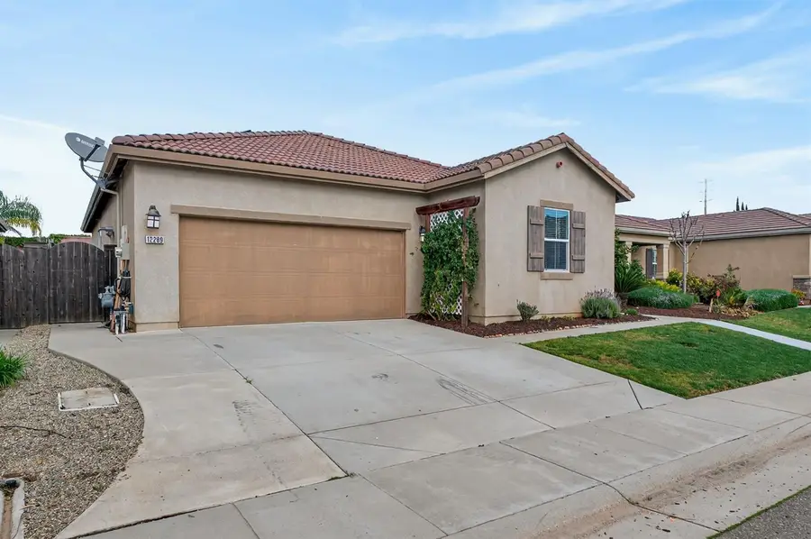 12289 Edyth Lake Way, Rancho Cordova, CA 95742 - #3