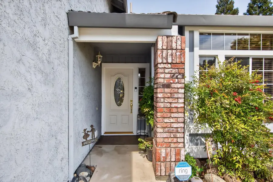 632 Vernon Oaks Drive, Roseville, CA 95678 - #2