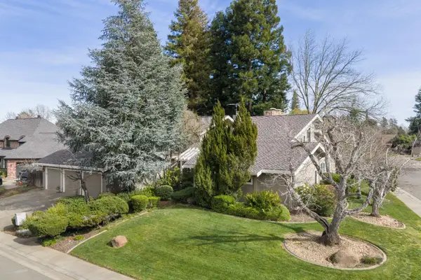 1744 Haggin Grove Way, Carmichael, CA 95608