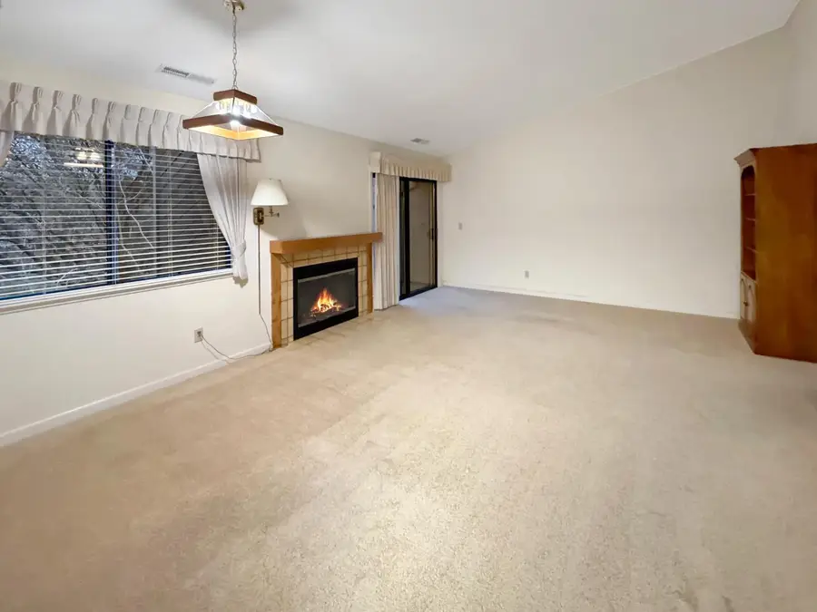734 Dorothy Way #66, Auburn, CA 95603 - #2