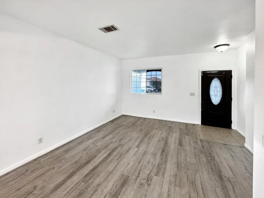 2196 Roberta Avenue, Marysville, CA 95901 - #3